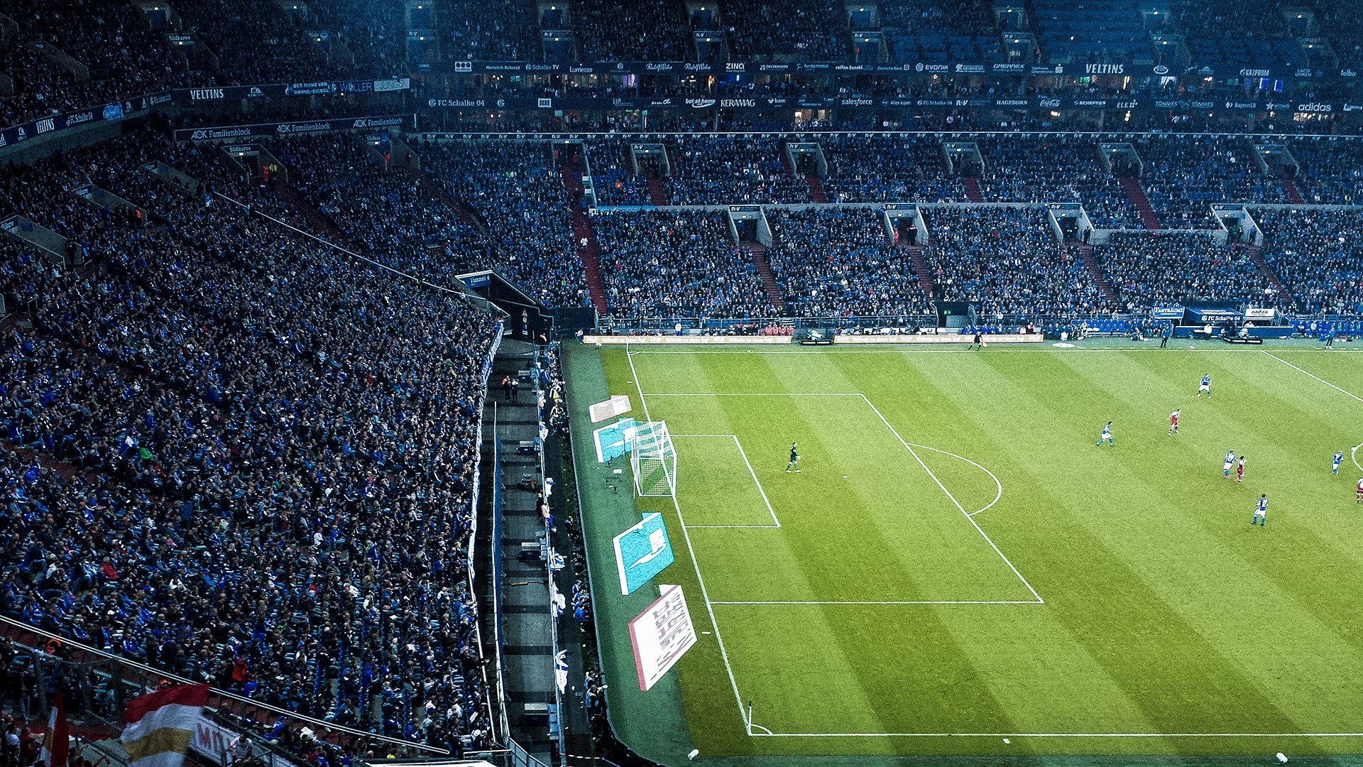 九游登录中心-职业联赛开展球员形象摄影日提升视觉传播质感，球员形象照